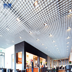 Plafond en aluminium décoré avec des panneaux de toiture ondulés recouverts, des designs de <span class=keywords><strong>grille</strong></span> de suspension intérieure en bois, des bandes de carreaux créatifs - Product Image 5