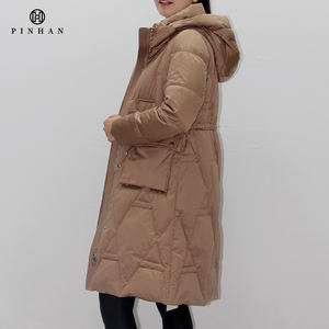 Abrigo de plumón de <span class=keywords><strong>ganso</strong></span> personalizado para <span class=keywords><strong>mujer</strong></span>, abrigo largo de invierno, 2023 - Product Image 4