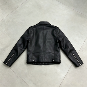 Giacca in Pelle da Motociclista Vintage Personalizzata con Ricami di Lettere e Ali, Tasche Funzionali con Zip, Giacca Moto in Pelle Nera da Uomo - Product Image 2