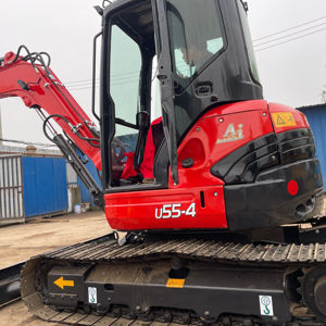 Machines japonaises certifiées CE avec godet Kubota bon état U55 mini pelleteuse 5.5 tonnes pelle sur chenilles d'occasion - Product Image 1