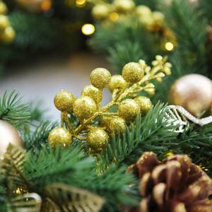Handmade Luxury Christmas Decoration <b>Wreath</b> 40cm PE Vine <b>Wreath</b> for Hotel Shopping Mall Window Display and Scene Setting - Product Image 3