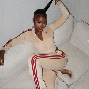 品牌Dupe高品质女性丝绒条纹运动服定制标志休闲丝绒运动服夹克和裤子2件套女装 - Product Image 1