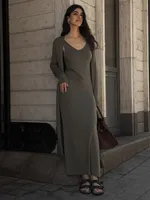 Ensemble tricoté Blubelle pour femme : Cardigan doux à manches longues et robe camisole – Tenue élégante et décontractée pour l'hiver – Grande vente pour l'automne