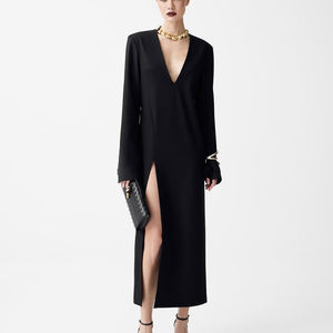 Abito <span class=keywords><strong>Lungo</strong></span> <span class=keywords><strong>Nero</strong></span> <span class=keywords><strong>con</strong></span> Zip Posteriore, Spalle Imbottite, Maniche Lunghe, Scollo a V Profondo e <span class=keywords><strong>Spacco</strong></span> - Product Image 1