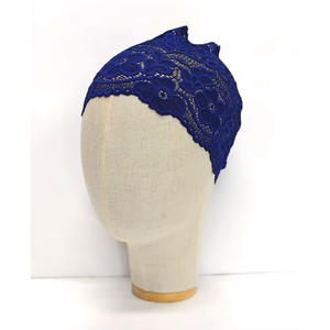 Hijab pour adulte avec bandeau intérieur en dentelle en polyester doux pour un usage quotidien - Product Image 3