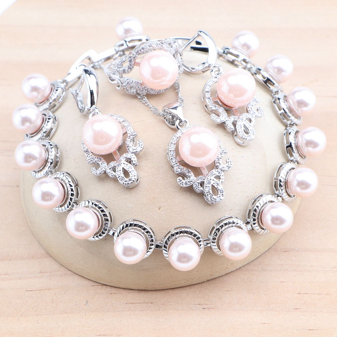 ธรรมชาติ