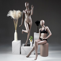 Cintres d'affichage de mannequin complet féminin