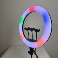 Améliorez votre configuration de studio : Anneau lumineux LED RGB de 18 pouces pour selfies, température de couleur réglable, idéal pour le streaming en direct, les jeux et TikTok