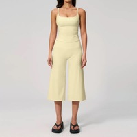 XH1247 - Ensemble de yoga pour femmes : débardeur sans bretelles et short taille haute à séchage rapide pour la course et le yoga en extérieur