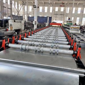 Machine de formage à froid de panneaux de toiture en acier galvanisé à chaud antirouille avec moteur et boîte de vitesses pour l'empilage - Product Image 3