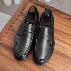 The Latest Autumn Leather Men's Casual <b>Shoes</b> Durable Business <b>Shoes</b> Hiking and Daily Wear Versatile and Stylish Footwear - Product Image 5