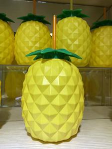 Tiki <span class=keywords><strong>Aloha</strong></span> <span class=keywords><strong>Party</strong></span> Flamingo Moana festa a tema 36 OZ con coperchio e paglia 7 pollici a forma di ananas bicchieri di plastica - Product Image 6
