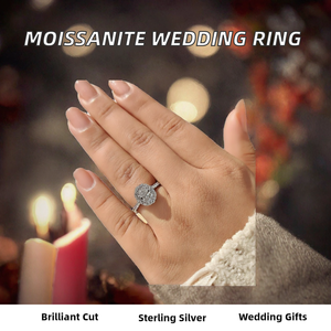Wholesale Fine <b>Rings</b> Gold Plated S925 Sterling <b>Silver</b> Brilliant Cut 0.5-carat VVS Diamond Women's Classic Style for Wedding - Product Image 2