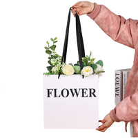 Sacs fourre-tout de luxe en papier blanc laminé, écologiques, avec logo personnalisé, pour fleuristes de mariage, avec corde, pour emballage de fleurs, vente en gros