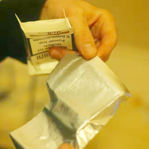 Hoja de papel de aluminio en relieve dorado Embalaje interno de cigarrillos de grado alimenticio Lámina de metal Lámina de oro con tratamiento compuesto - Product Image 5