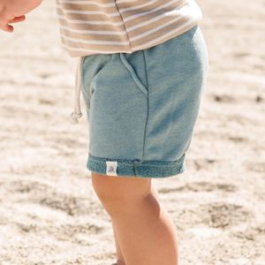 Shorts de surf décontractés pour garçons, en molleton bouclette, avec cordon de serrage, longueur mi-cuisse, pour bébés et jeunes enfants, idéal pour l'été et la plage. - Product Image 2