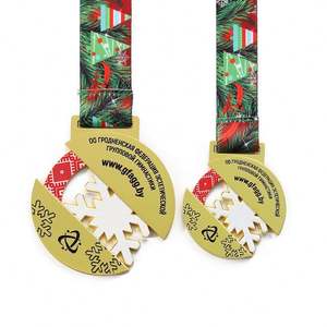 Muestra Gratuita de Medalla Personalizada con Personaje de Santa Claus, Medalla de Metal de Aleación de Zinc, Logotipo Esmaltado en 2D y 3D, Medallas Doradas de Navidad para Personalizar - Product Image 2