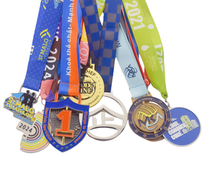 カスタムフィットネスメダル ラトビア風ワークアウト賞メダル ロープエッジ付き 金、銀、銅メダル フィットネスチャレンジレースメダル - Product Image 5