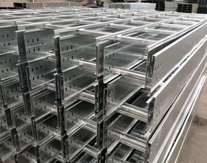 Canaux et plateaux pour câbles : Acier inoxydable, galvanisé à chaud, alliage d'aluminium et type échelle - Product Image 3