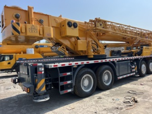 Grúa Hidráulica sobre Camión XCMG QY75KC de 75 Toneladas, Grúa Móvil, Equipo de Elevación para Construcción - Product Image 4