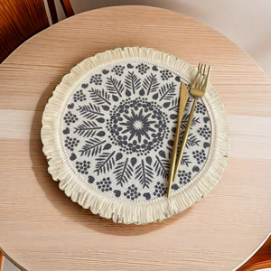 Vente en gros Napperon à franges en coton pompon crème rond moderne pour les festivals, les mariages, les réunions de famille et les dîners officiels - Product Image 5
