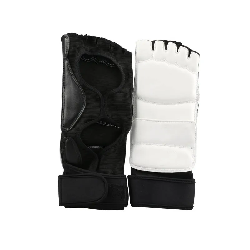 Боксерские кожаные перчатки с логотипом на заказ
