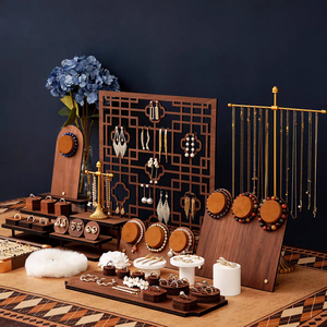 Expositor de Joyería, Estilo Retro Chino, con Ventana de <span class=keywords><strong>Flores</strong></span>, <span class=keywords><strong>para</strong></span> Pendientes, Pulseras, Anillos, Accesorios de Exhibición de Joyería - Product Image 1