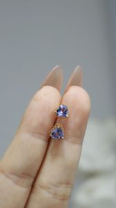 Xinfly Classic Lace Edge Court Style Au750 Fine Jewelry Wholesale 18K Real Gold Heart Shape <b>Blue</b> Tanzanite <b>Stud</b> <b>Earrings</b> - Product Image 3