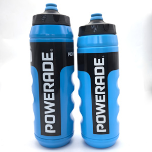 Botella de agua de plástico personalizada de 1000ml 750ml, sin BPA, tipo <span class=keywords><strong>Powerade</strong></span>, con boquilla exprimible para bebidas deportivas al aire libre. - Product Image 1
