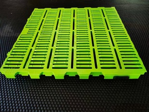 <span class=keywords><strong>Prix</strong></span> d'usine, bonne capacité de charge, 320 <span class=keywords><strong>kg</strong></span>, équipement d'élevage porcin, sols en plastique pour porcs - Product Image 6