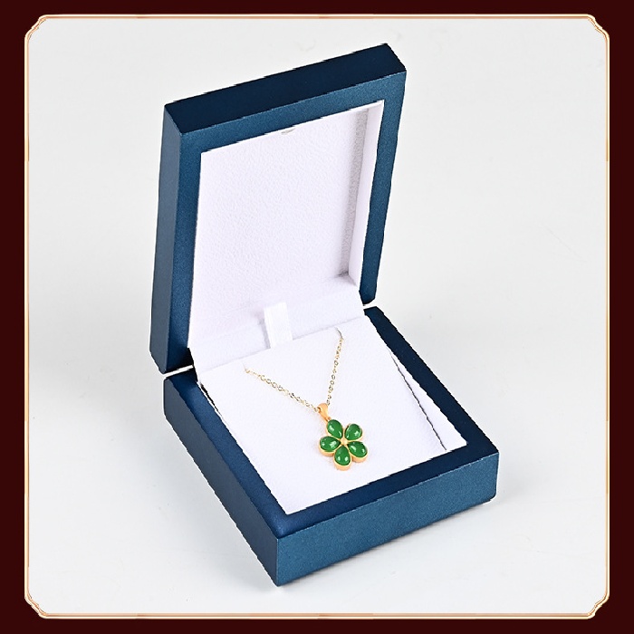Boîte à collier en or bleu