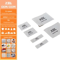 Étiquettes de col tissées personnalisées haute densité pour vêtements avec bord découpé au laser, logo de marque, taille et extrémités pliées, étiquettes textiles