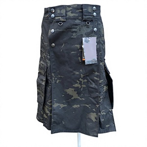 Kilt tactique camouflage pour homme avec poches cargo, en polyester, coupe classique écossaise, taille adulte - Product Image 1