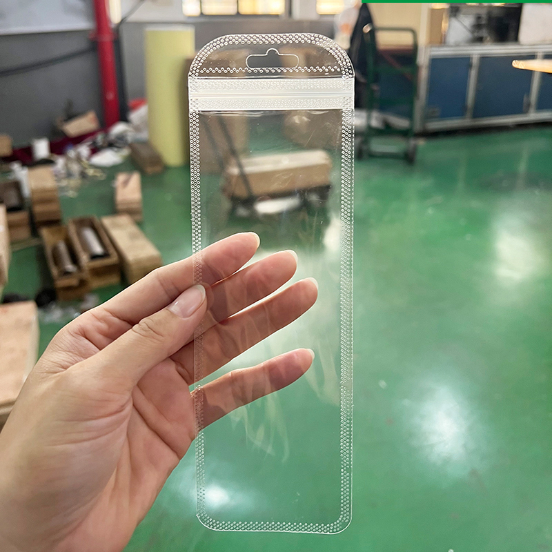 resealable slide packaging hangable