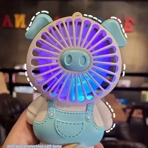 Ventilateur portable super compact 2024, vent puissant, ultra silencieux, avec LED, cadeau idéal pour les filles, accessoire de camping - Product Image 4