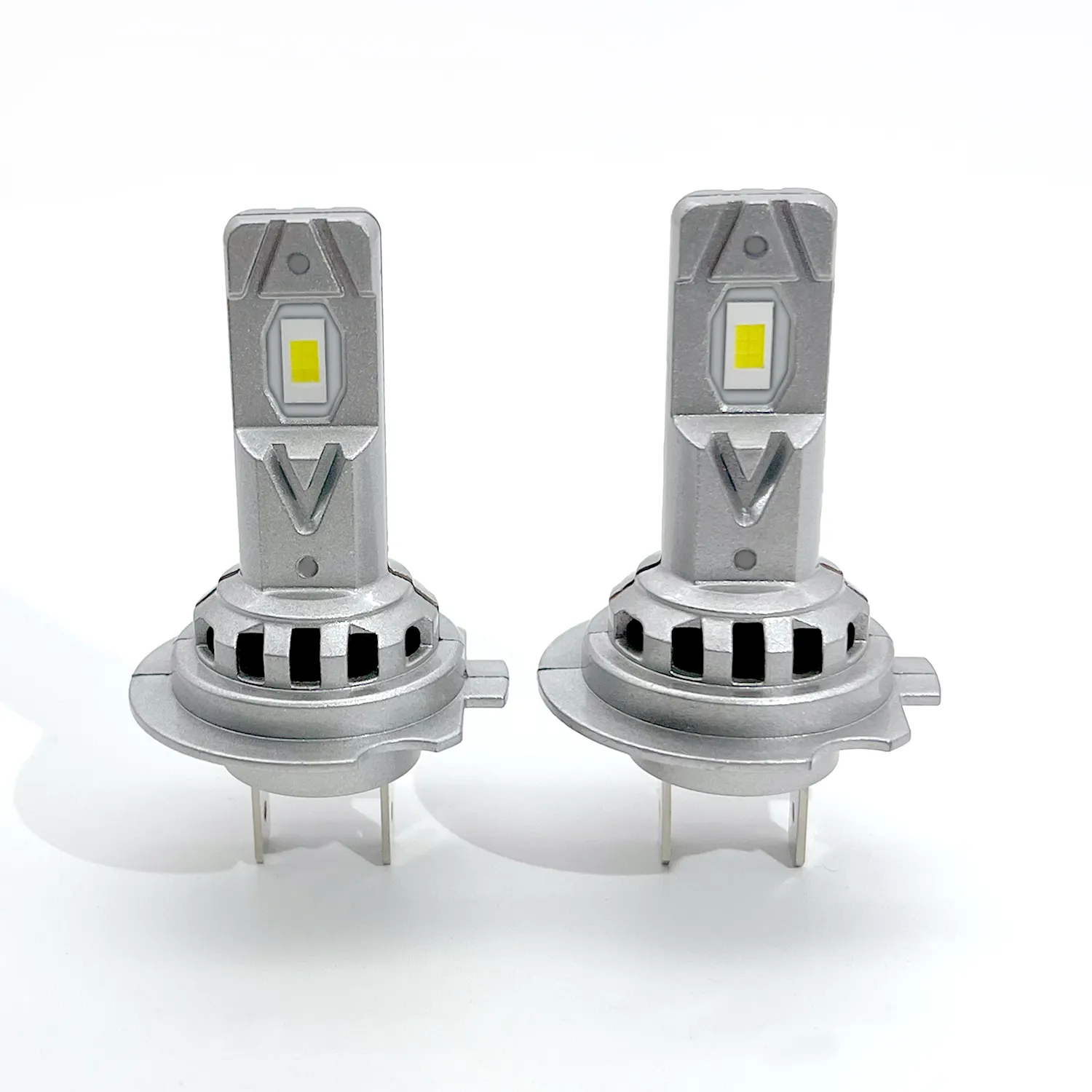 Factory Sale 10000 Lumen LED Head Light For BMW F30 9005 9006 Car Headlamp H1 H3 H7 H8 Headlights Laser Lights Car Accessories