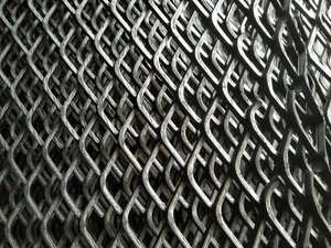 Revêtement en aluminium maillé, résistant au feu et à la corrosion, spécialement conçu pour les murs extérieurs des bâtiments - Product Image 2