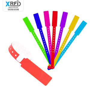 RFID dùng một lần có thể ghi tùy chỉnh Tyvek dây đeo cổ tay để nhận dạng vành đai trẻ em công viên giải trí vé - Product Image 6