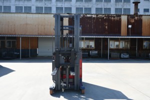 Premium EVERLIFT Reach Truck 1.5 T 2 T 2.5T Reach Stacker Chariot élévateur à fourche Empileur à jambes étroites pour entrepôt utilisé en vente Ascenseur 3m - Product Image 6