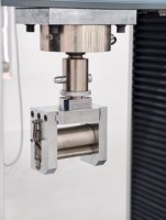 Máquina de Ensayo de Materiales de 300kN con Precisión de Clase 0.5 para Laboratorios de Control de Calidad en las Industrias de la Construcción, la Acero y la Automoción
