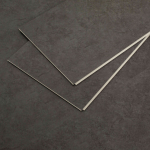 Suelo SPC de Instalación Rápida con Sistema de Clic, Aspecto de Madera Delicado, Diseño Moderno, Tablones Anchos para una Renovación Rápida del Espacio - Product Image 1