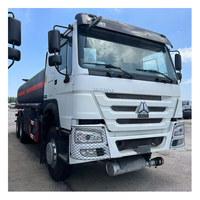 Camión Cisterna de Combustible Sinotruk HOWO 8x4 de Segunda Mano con Tanque Reacondicionado