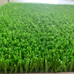 Tapis en herbe artificielle multifonctionnel - Imperméable et résistant à la décoloration, <span class=keywords><strong>pour</strong></span> une utilisation en intérieur et en extérieur, balcon, terrasse et événements - Product Image 6