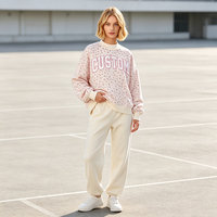 Sudadera Oversize Personalizada para Mujer con Estampado Floral, Cuello Alto Simulado, Apliques y Logotipo Personalizado, Estilo Cottagecore Casual