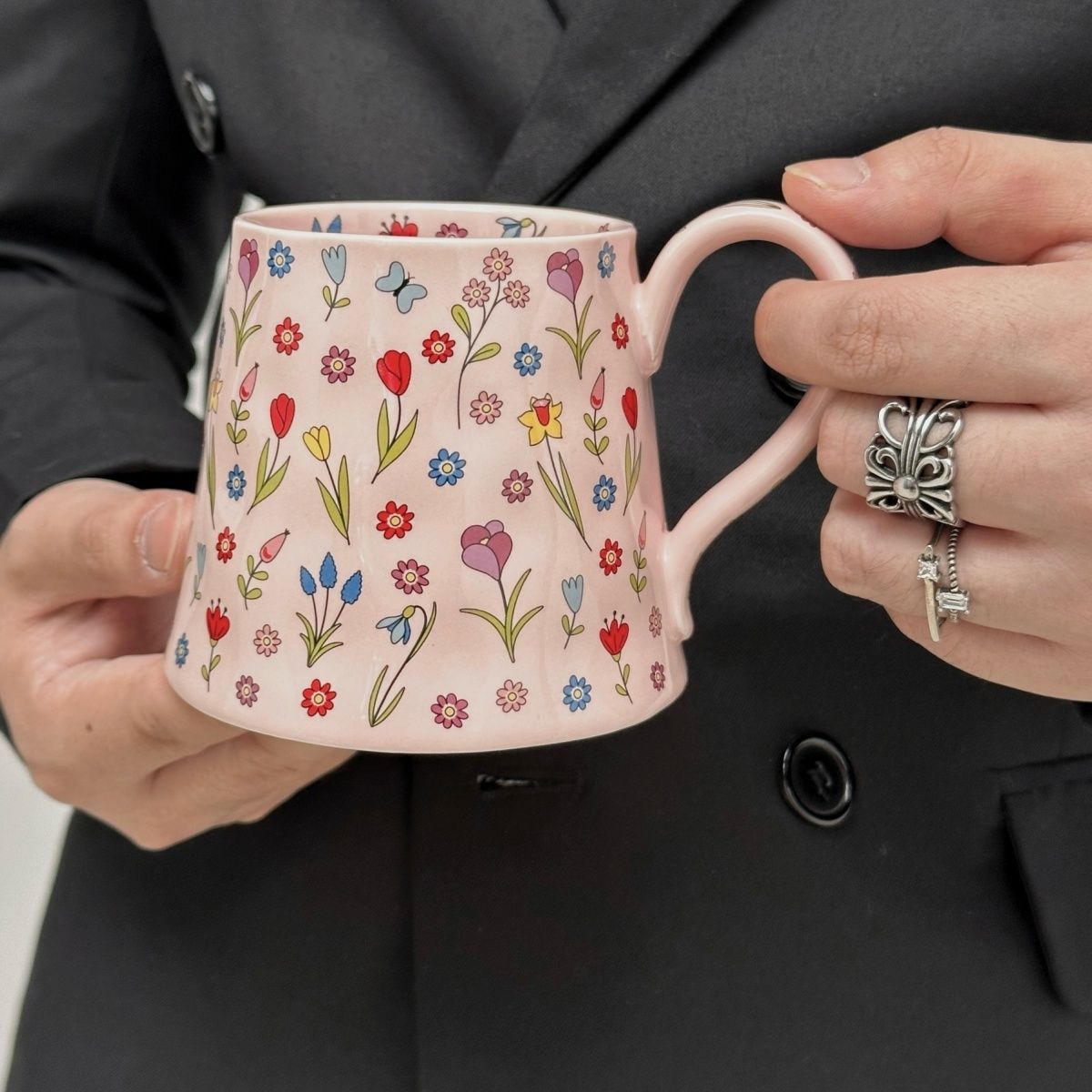 Tasse à fleurs de rêve-rose