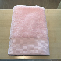 Serviettes de visage moelleuses avec logo personnalisé rose propre 100% coton serviettes de visage lavables en machine épaisses et très absorbantes pour la maison/hôtel