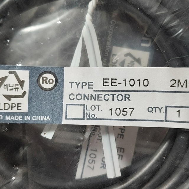 EE-1010 Connector PLC