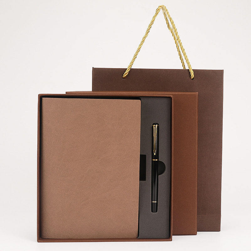 สีน้ำตาล