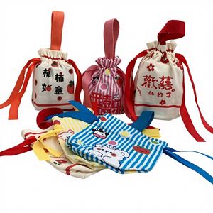 กระเป๋าผ้าแคนวาสพิมพ์ลายอนิเมะแบบถือมือ มีเชือกผูก รุ่นเวินโจว 1648 สีสเปรย์ สำหรับใส่ของชำร่วยงานแต่งงาน - Product Image 1