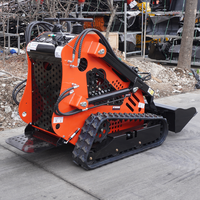 13.5HP Mesin Mini Skid Steer Loader Berbahan Bakar Bensin, Kompak, dan Beroda Rantai untuk Konstruksi dan Pekerjaan Pertanian